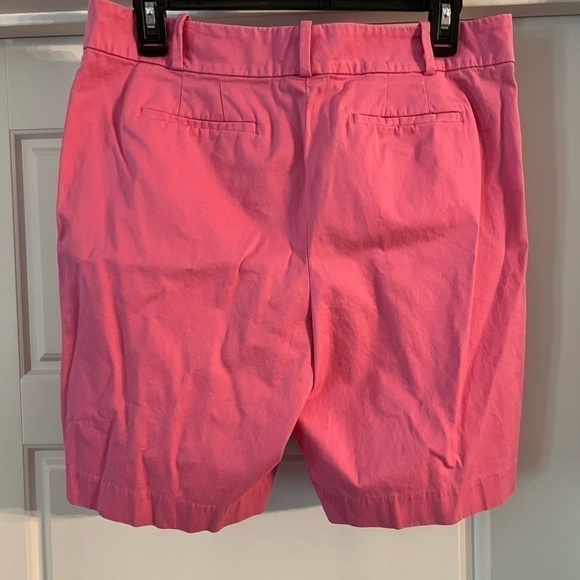 Talbots Perfect Shorts Size 10 Petite Pink Geranium Coastal Preppy Barbie - Picture 3 of 9
